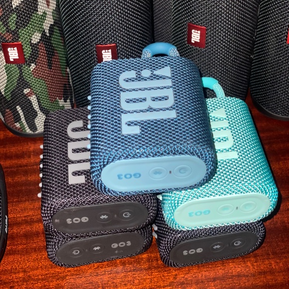JbL speakers